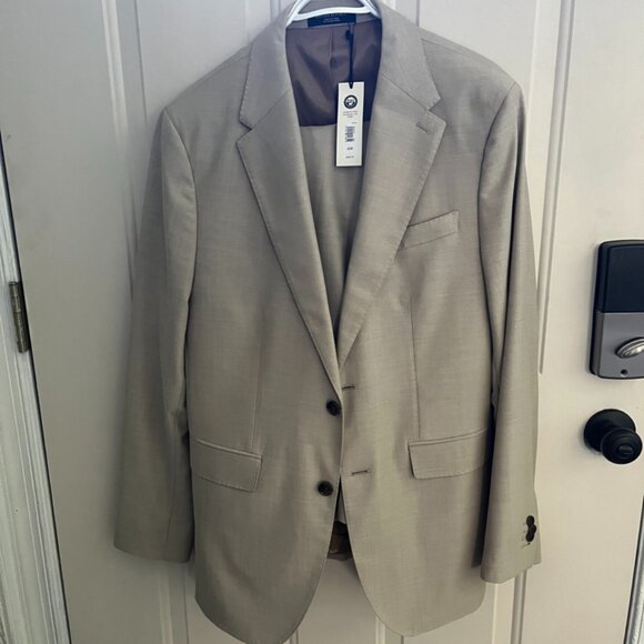 Banana Republic Suit 2X offered